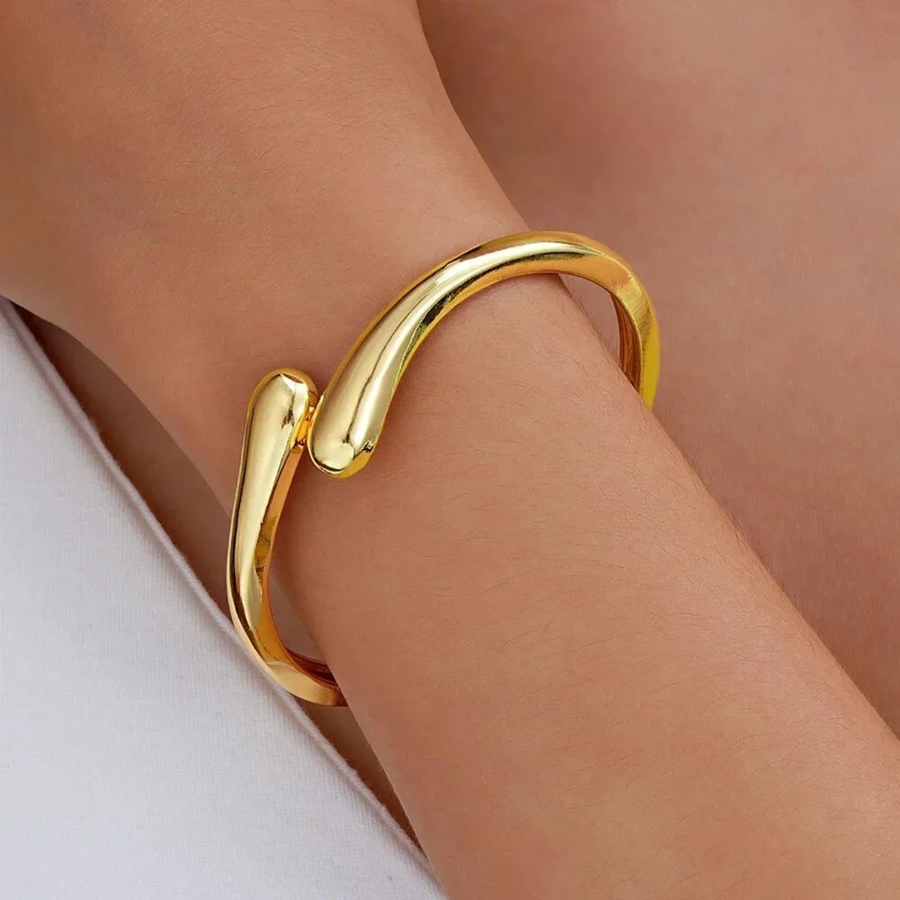Gold 3 Pcs Bangle Bracelets for Women and Teens Adjustable Chunky Twist Cuff